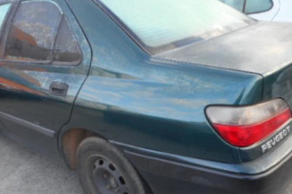 Aile avant droit PEUGEOT 406
