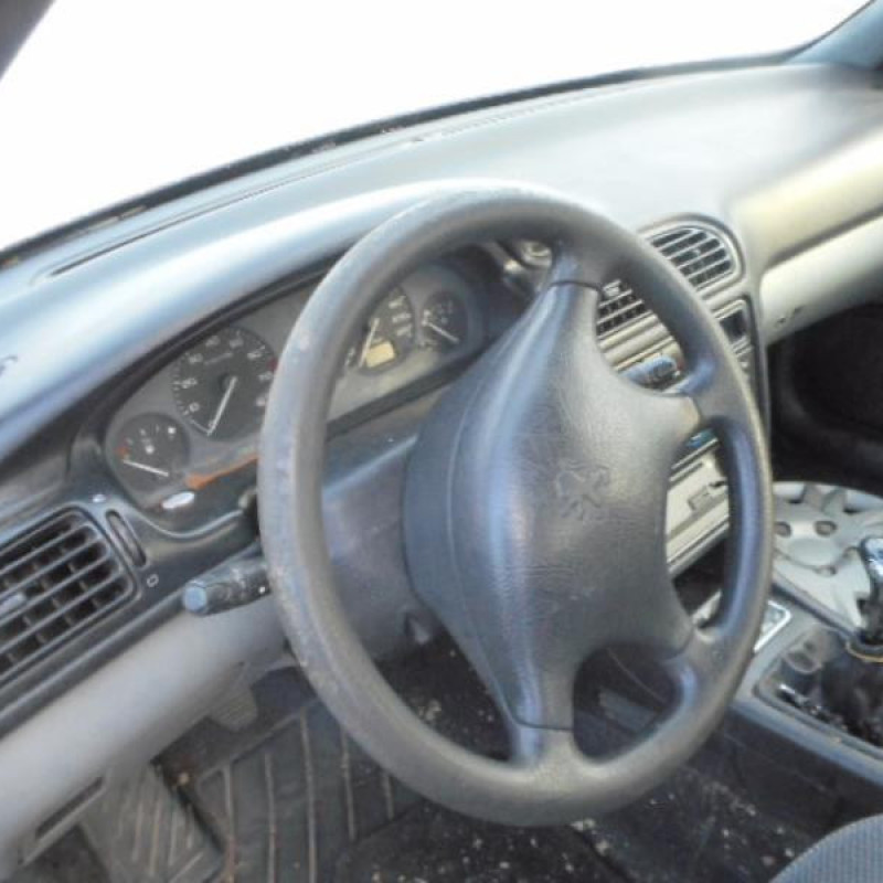 Aile avant droit PEUGEOT 406 Photo n°8