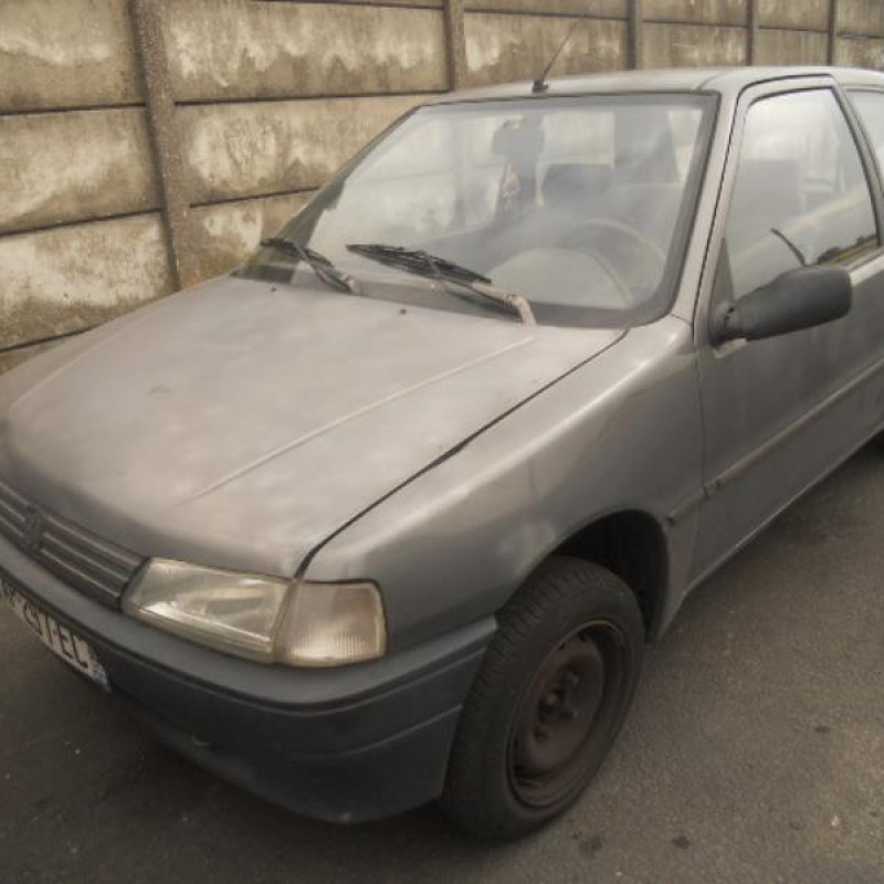 Optique avant secondaire gauche (feux)(clignotant) PEUGEOT 106 Photo n°3