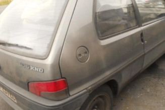 Optique avant secondaire gauche (feux)(clignotant) PEUGEOT 106