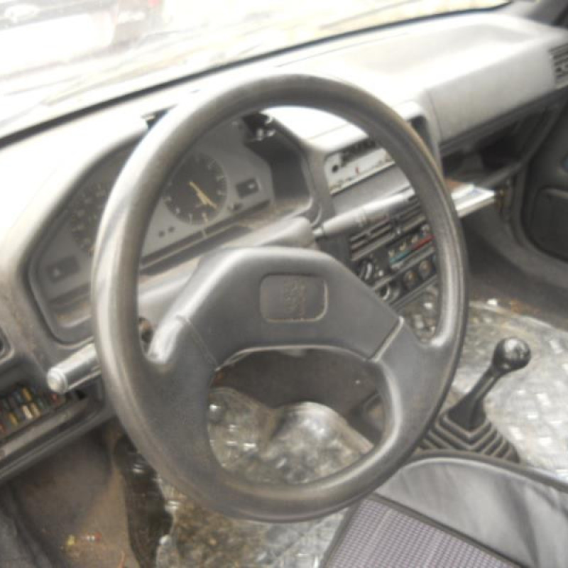 Optique avant secondaire gauche (feux)(clignotant) PEUGEOT 106 Photo n°7