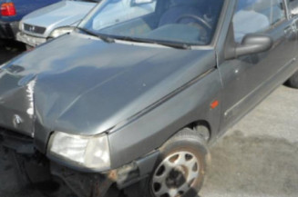 Poignee porte avant droit RENAULT CLIO 1