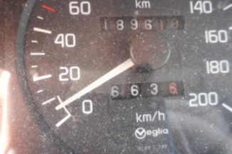 Poignee porte avant droit RENAULT CLIO 1