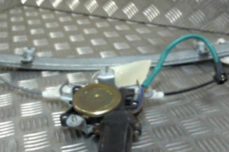 Leve vitre electrique avant gauche DAEWOO LANOS Photo n°1