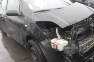 Interrupteur de leve vitre avant droit TOYOTA YARIS 2