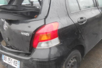 Interrupteur de leve vitre avant droit TOYOTA YARIS 2