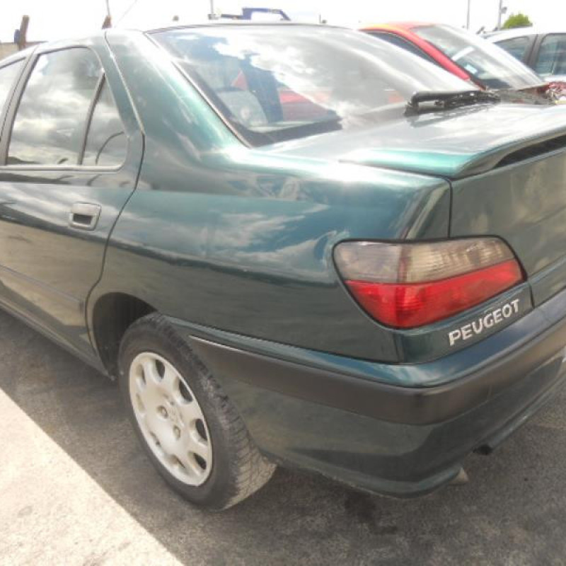 Serrure arriere droit PEUGEOT 406 Photo n°7