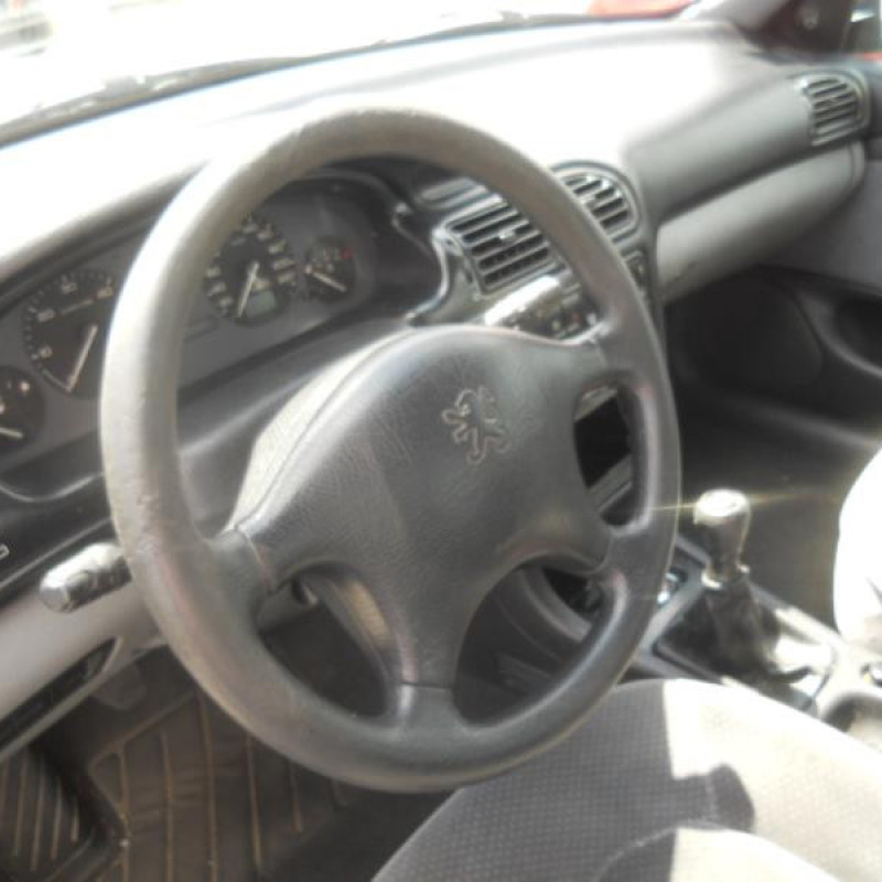 Serrure arriere droit PEUGEOT 406 Photo n°8