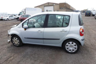 Bouton de warning RENAULT MODUS