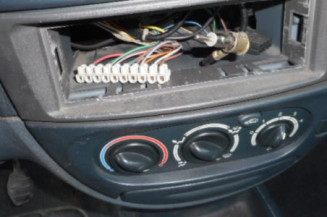Retroviseur gauche RENAULT MEGANE 1