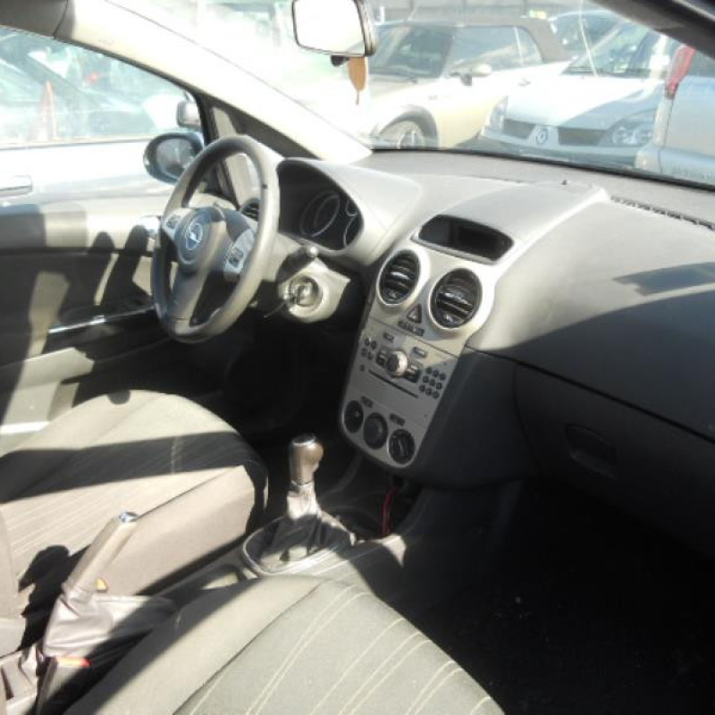 Neiman OPEL CORSA D Photo n°8