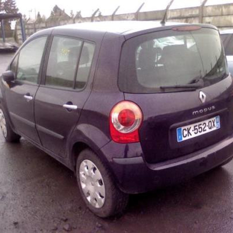 Renfort pare choc arriere (traverse) RENAULT MODUS Photo n°6