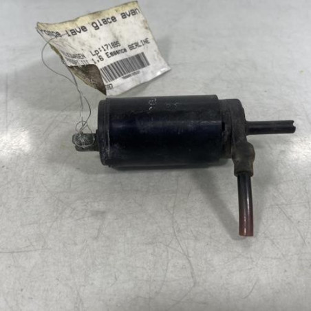Pompe lave glace avant VOLKSWAGEN PASSAT 3 Photo n°1
