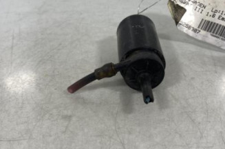 Pompe lave glace avant VOLKSWAGEN PASSAT 3