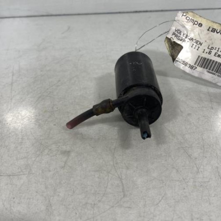 Pompe lave glace avant VOLKSWAGEN PASSAT 3