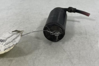 Pompe lave glace avant VOLKSWAGEN PASSAT 3