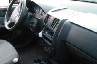 Serrure avant gauche HYUNDAI GETZ
