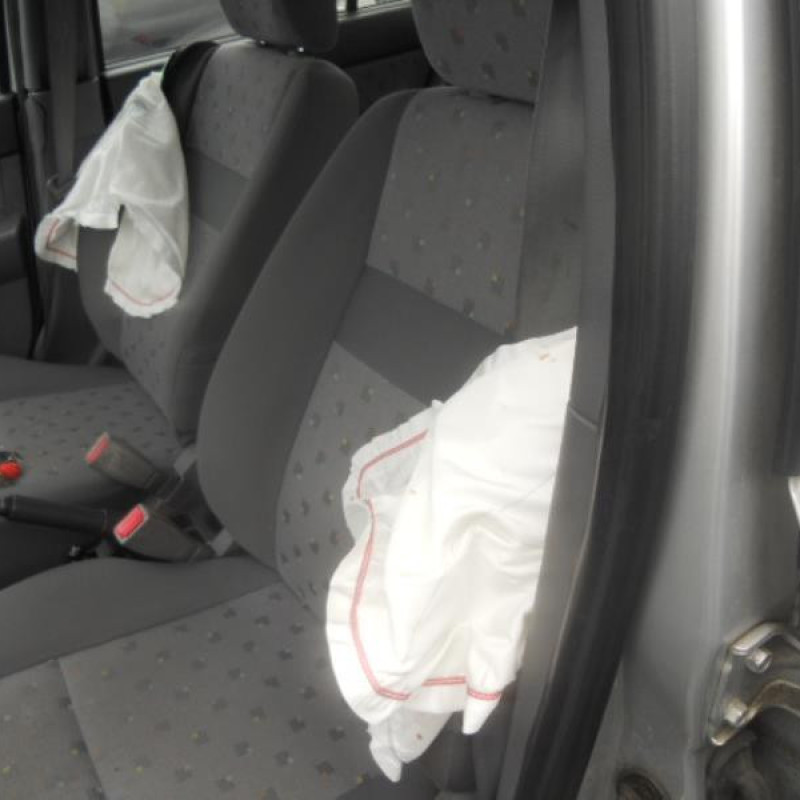 Boite a gants HYUNDAI GETZ Photo n°7