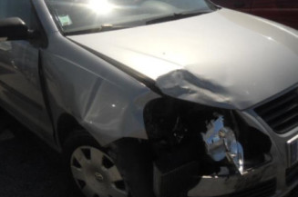Bouton de warning VOLKSWAGEN POLO 4