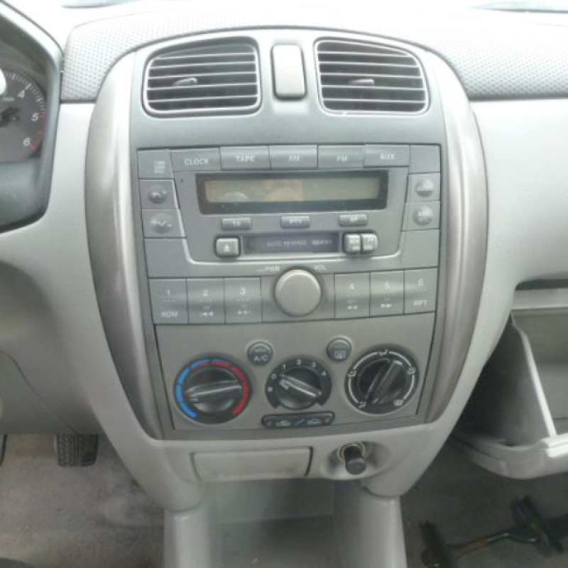 Bras essuie glace arriere MAZDA PREMACY Photo n°5