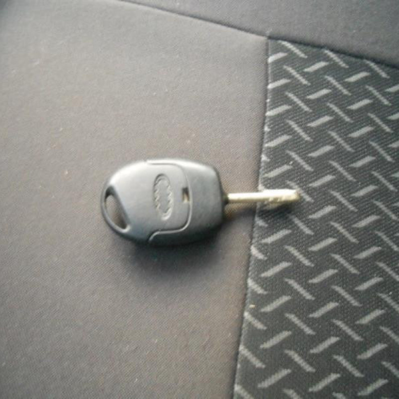 Ceinture arriere gauche FORD FOCUS 1 Photo n°10