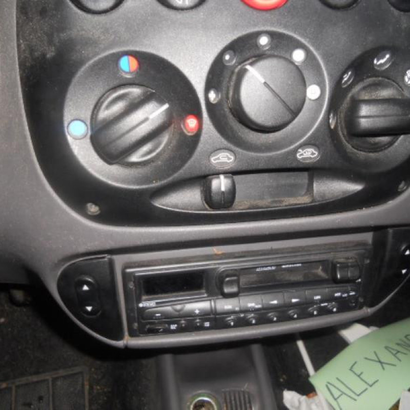 Leve vitre electrique avant droit FIAT SEICENTO Photo n°8
