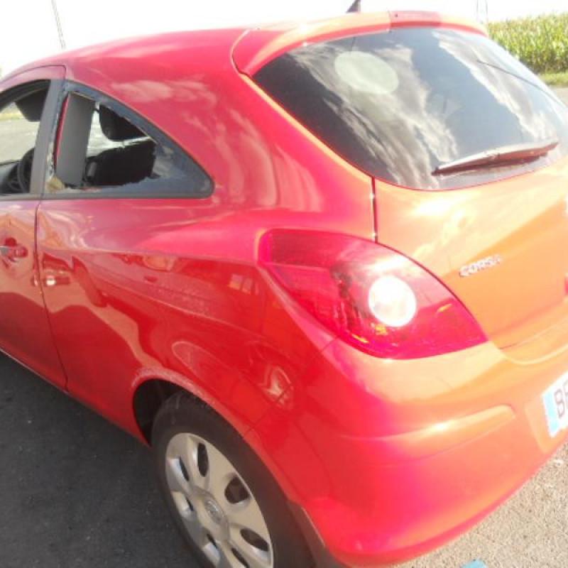 Alternateur OPEL CORSA D Photo n°6