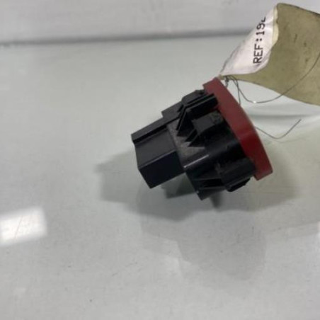 Bouton de warning FIAT CROMA 2