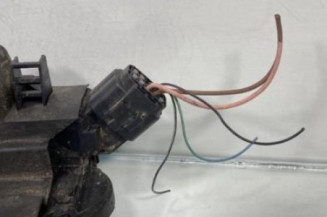 Serrure avant droit FIAT CROMA 2
