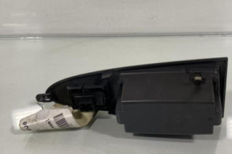 Interrupteur de leve vitre avant droit FIAT CROMA 2
