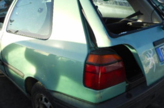 Moteur essuie glace arriere VOLKSWAGEN GOLF 3