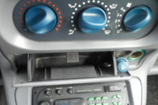 Poignee porte avant droit RENAULT TWINGO 1