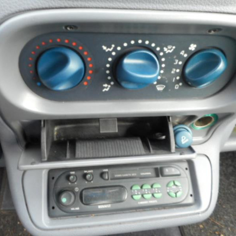 Poignee porte avant droit RENAULT TWINGO 1 Photo n°9
