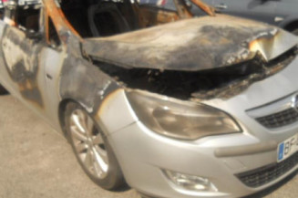 Moteur essuie glace arriere OPEL ASTRA J