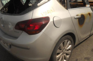 Moteur essuie glace arriere OPEL ASTRA J