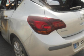 Moteur essuie glace arriere OPEL ASTRA J