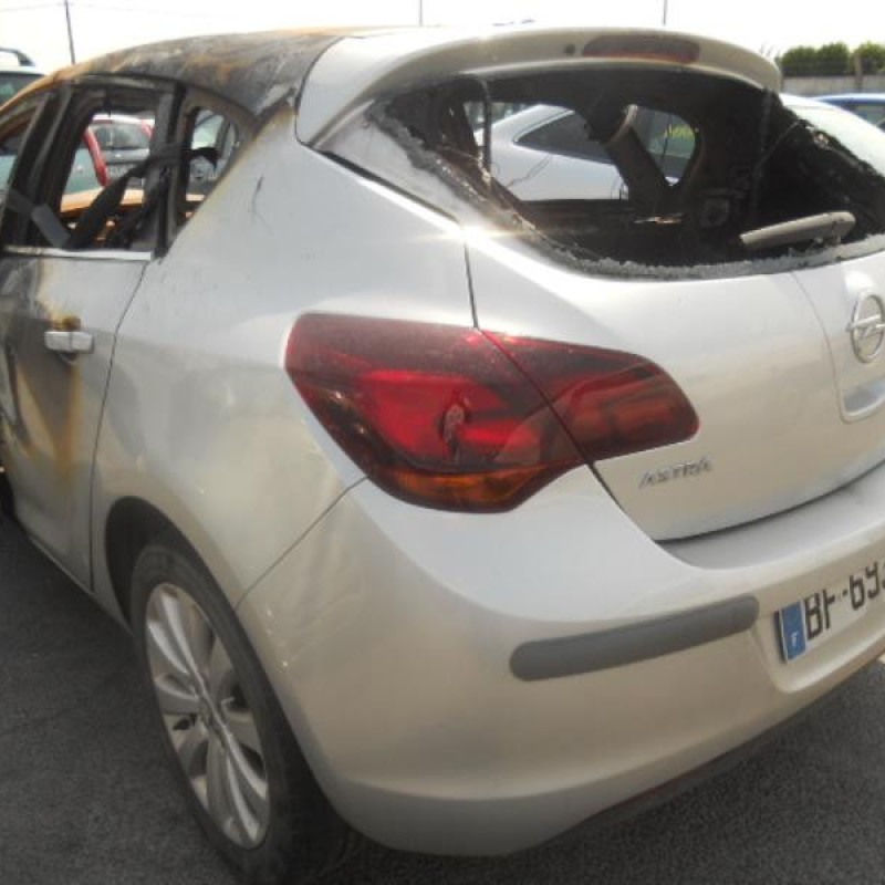 Moteur essuie glace arriere OPEL ASTRA J Photo n°6