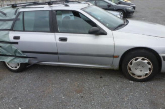 Traverse superieure PEUGEOT 406