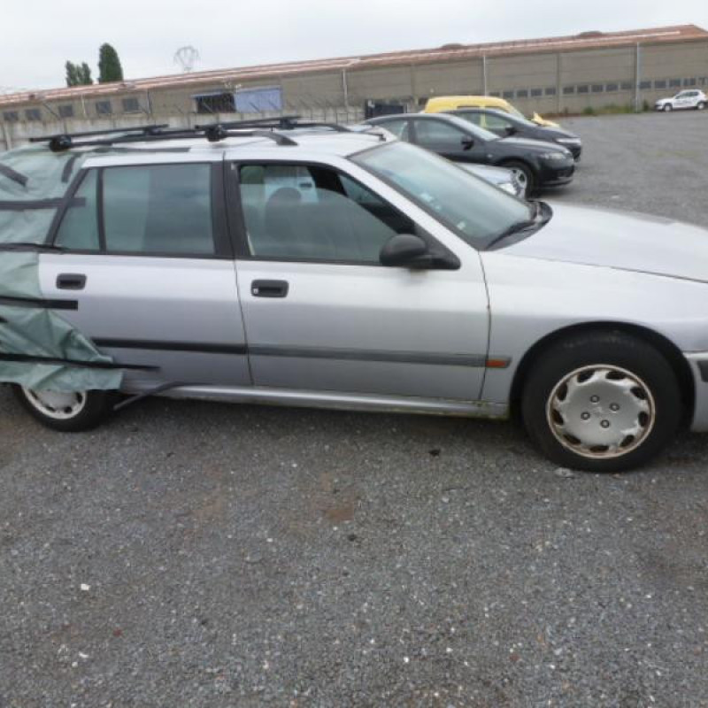 Traverse superieure PEUGEOT 406 Photo n°3