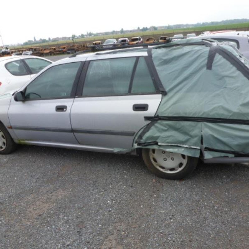Traverse superieure PEUGEOT 406 Photo n°5