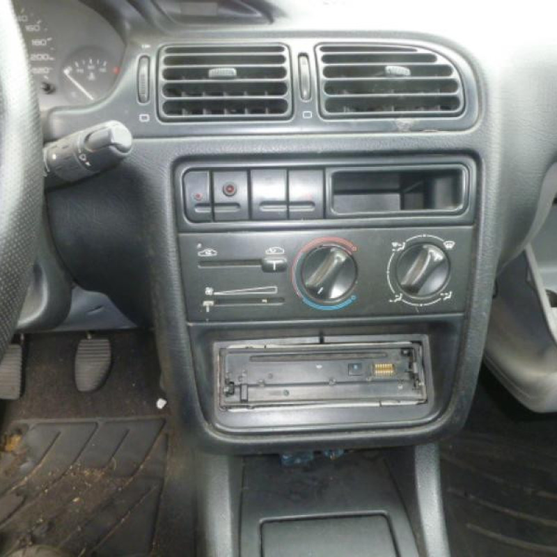Traverse superieure PEUGEOT 406 Photo n°6