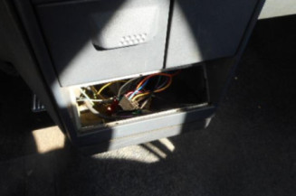 Leve vitre mecanique avant droit PEUGEOT 205