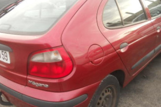 Traverse superieure RENAULT MEGANE 1
