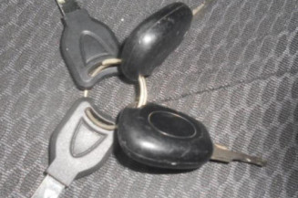 Traverse superieure RENAULT MEGANE 1