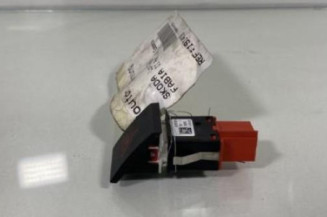 Bouton de warning SKODA FABIA 2