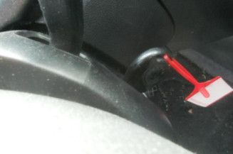 Bouton de warning SKODA FABIA 2