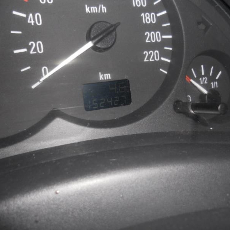 Renfort pare choc arriere (traverse) OPEL CORSA C Photo n°8