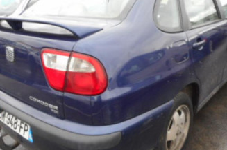 Malle/Hayon arriere SEAT CORDOBA 1