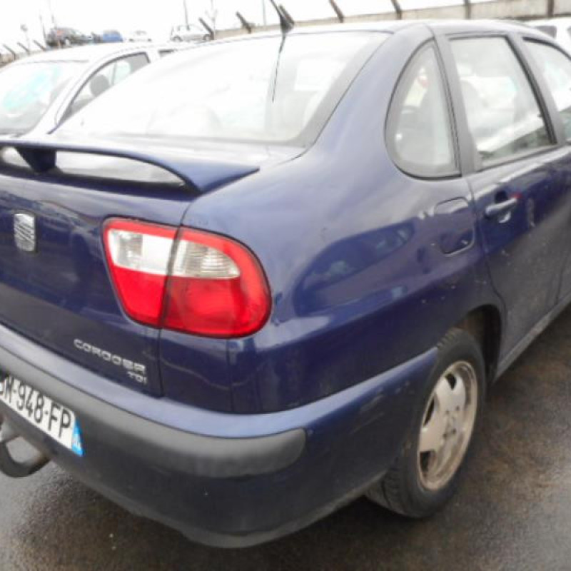 Malle/Hayon arriere SEAT CORDOBA 1 Photo n°5