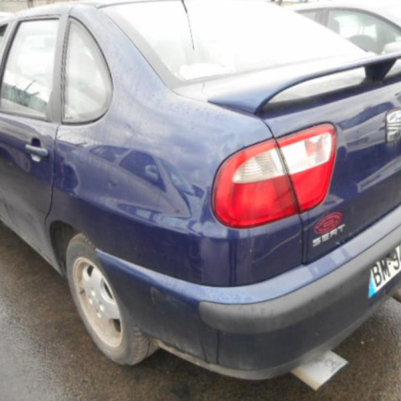 Malle/Hayon arriere SEAT CORDOBA 1 Photo n°6